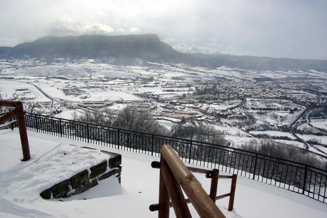 Hotel Acebo Plaza Mayor Jaca Zewnętrze zdjęcie