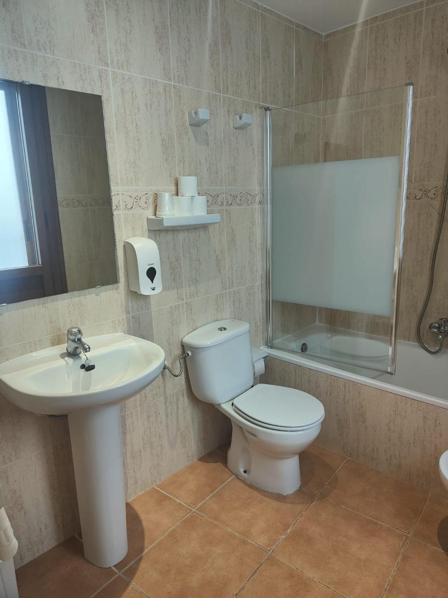 Hotel Acebo Plaza Mayor Jaca Zewnętrze zdjęcie